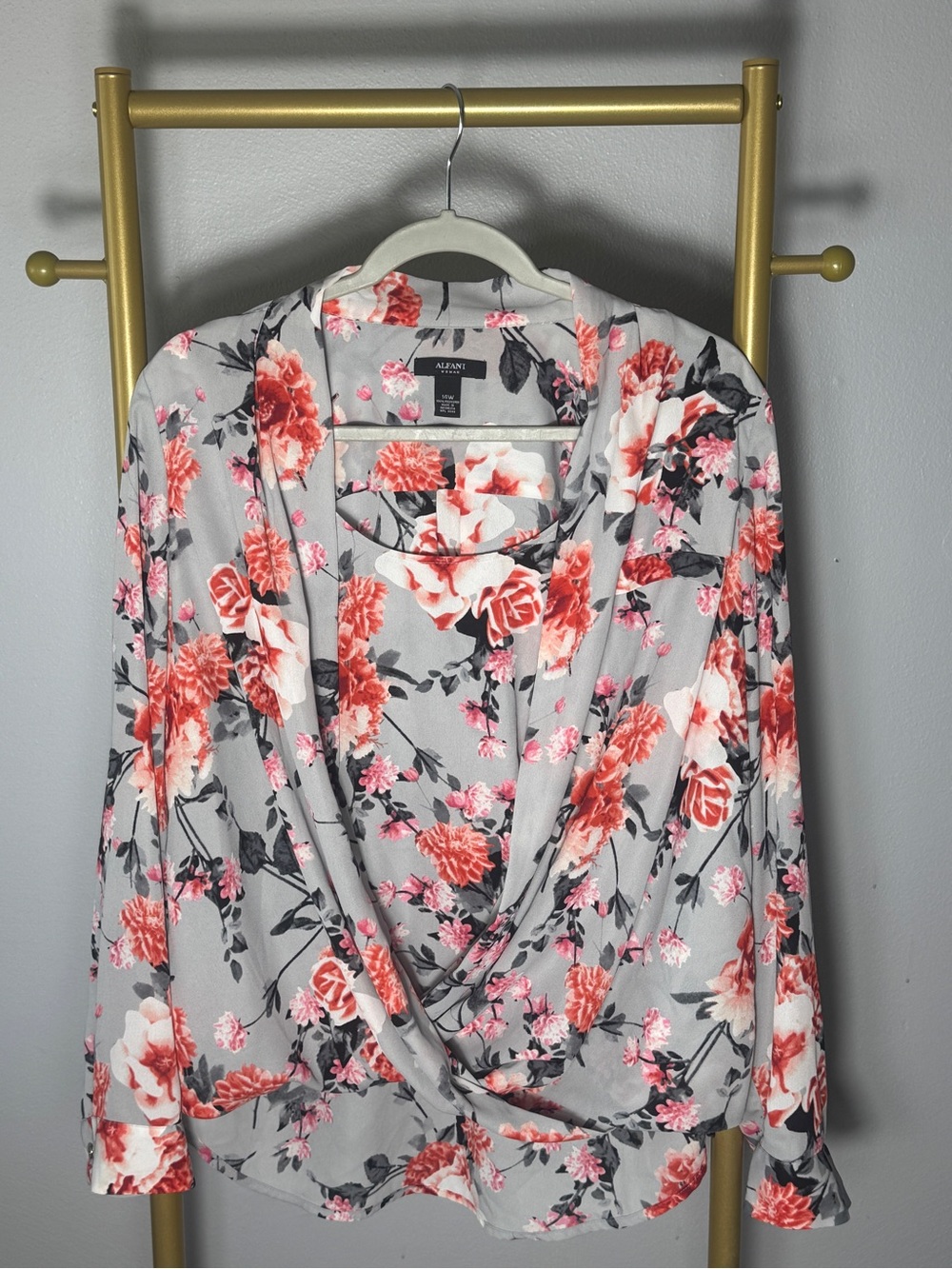 Alfani Gray Floral Long Sleeve Faux Wrap Blouse 14W New with Tags